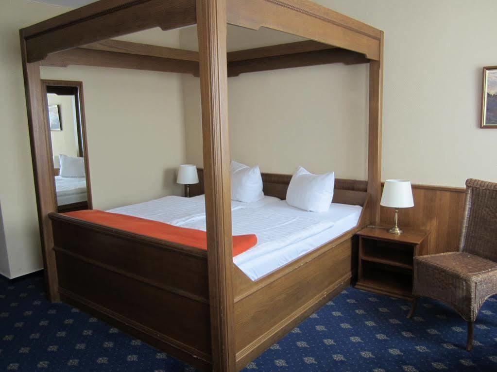 Hotel Lindenwirt Ruedesheim am Rhein Luaran gambar